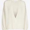 Luchtige gilet met parelsteek