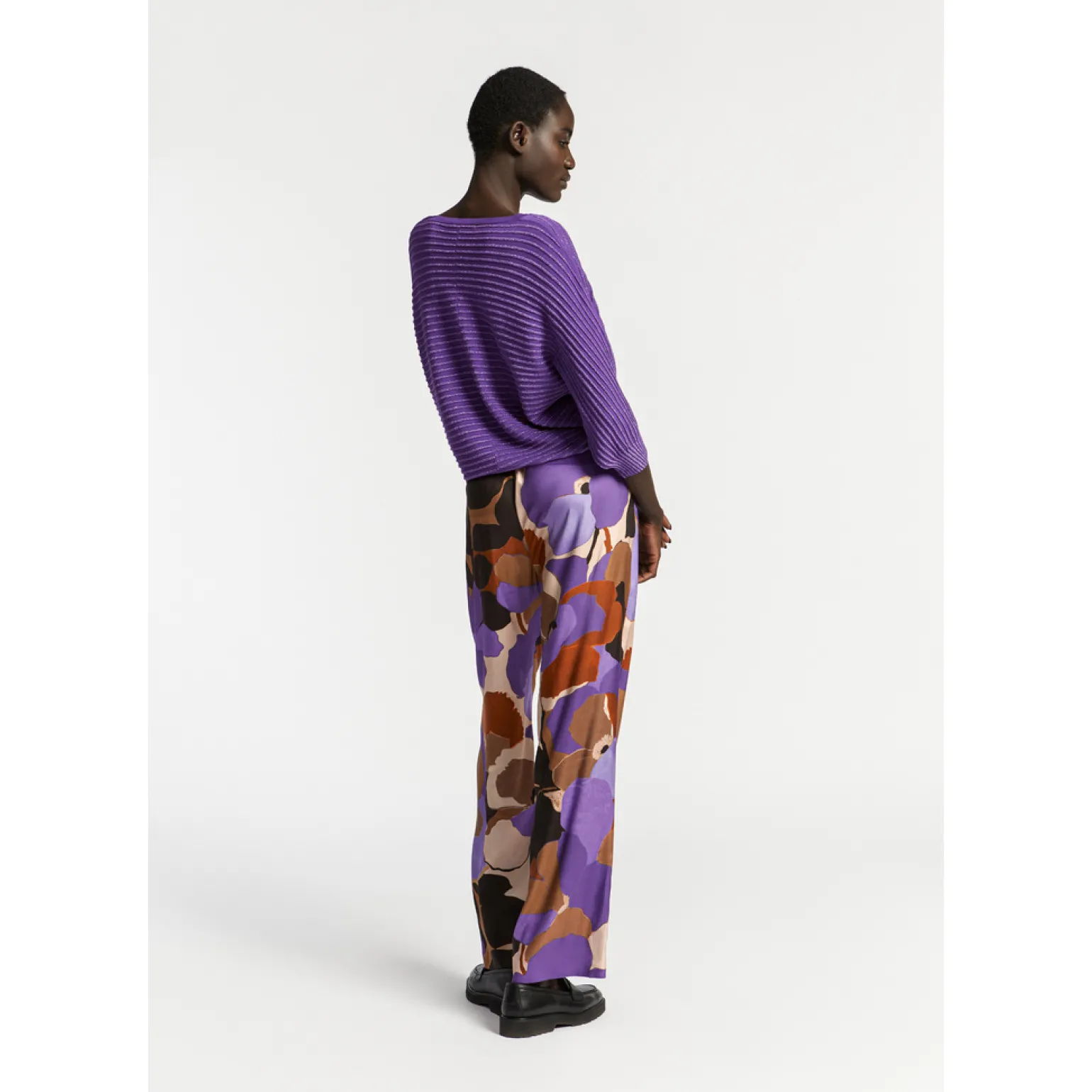 Pull met lurex en fantasiesteek