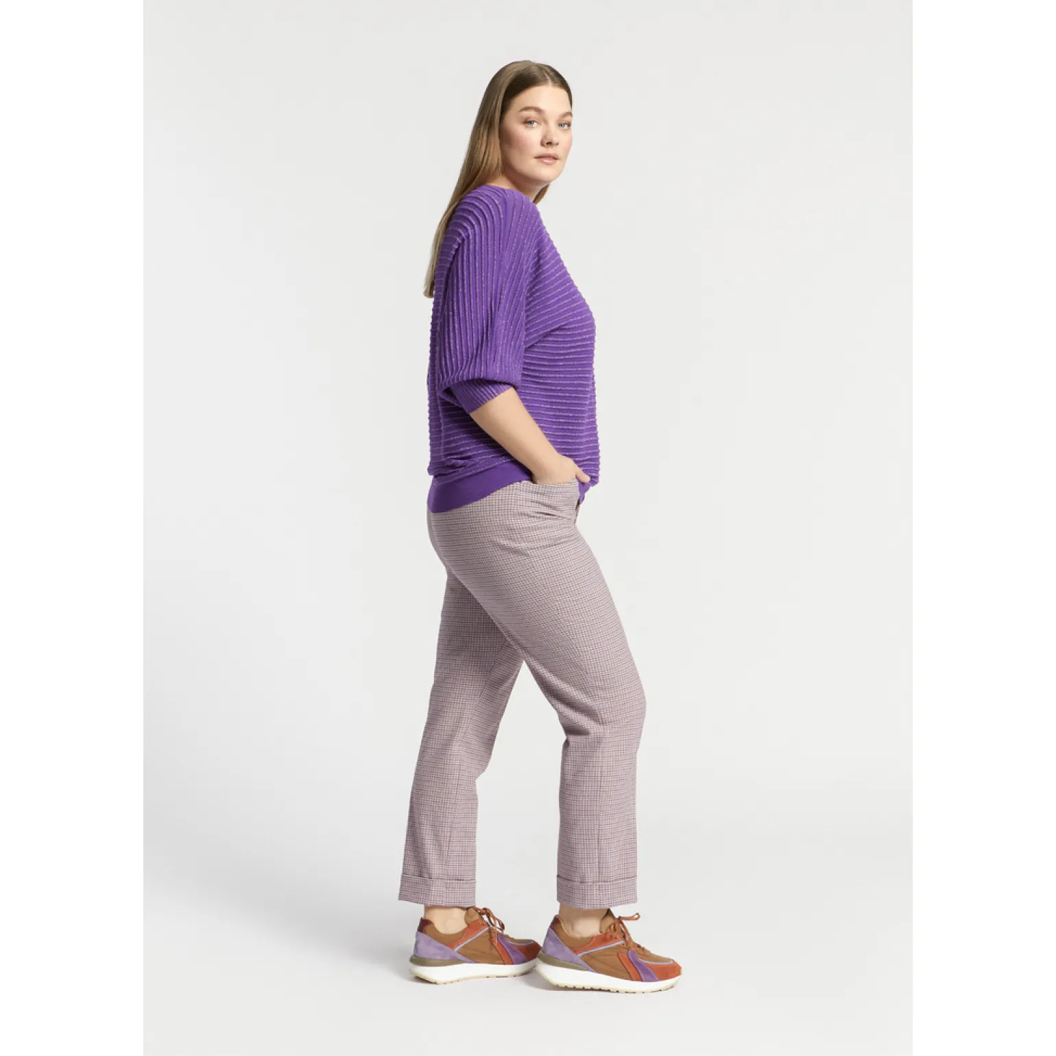 Pull met lurex en fantasiesteek