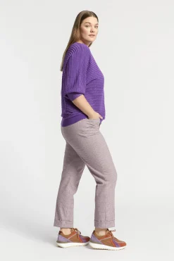 Pull met lurex en fantasiesteek