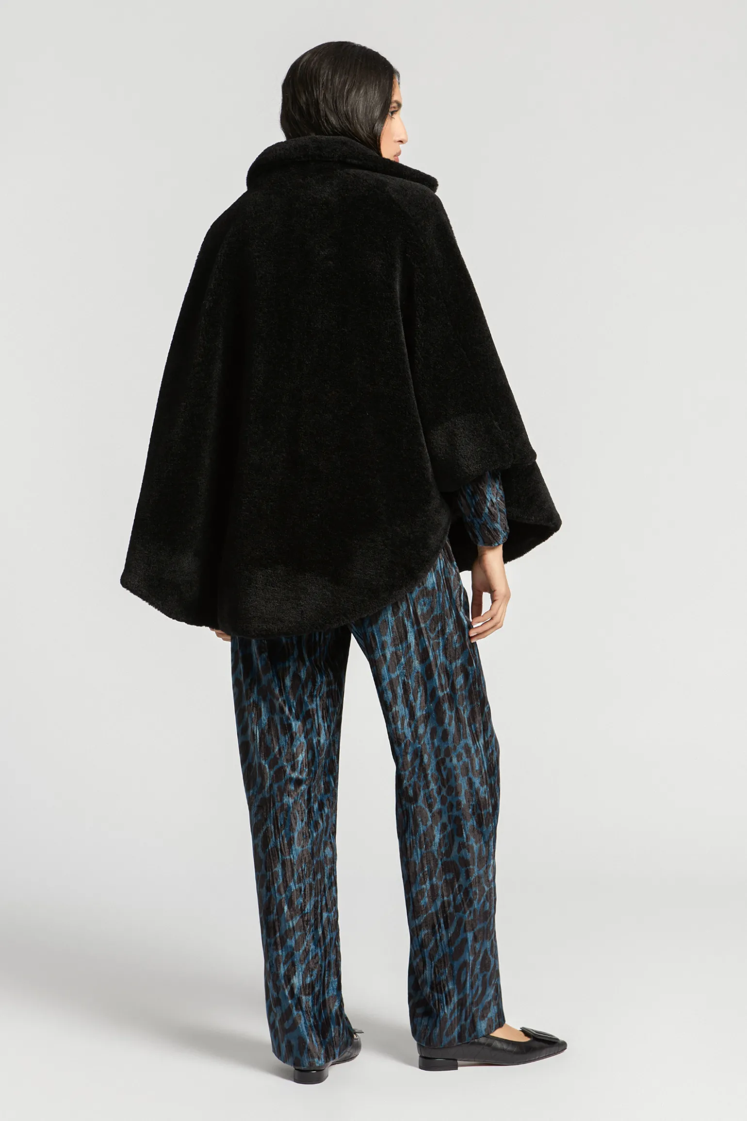 Zachte poncho in teddystof